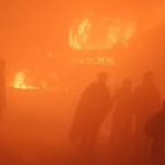 दिल्ली-आग्रा द्रुतगती मार्गावर धुक्यात 10 बस-कारची धडक, आगीचा भडका; 4 ठार delhi agra yamuna expressway accident dense fog multi-vehicle pile up 4 dead 25 injured