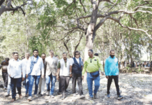 जिओ टॅगिंगसहित 17 हजार झाडांचा लेखाजोखा जनतेसमोर मांडा, याचिकाकर्ते श्रीराम पिंगळे यांनी तपोवनाला भेट देत केली मागणी geo-tagging details of 17k trees must be public, demands petitioner shriram pingale