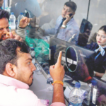 इंडिगोचा गोंधळ थांबेना; प्रवाशांचा उद्रेक! दोन दिवसांत प्रवाशांचे पैसे परत करा, इंडिगोला तंबी