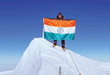 मुंबईकर महिलेने रचला इतिहास! गिर्यारोहक कविता चंदकडून माऊंट विन्सन शिखर सर