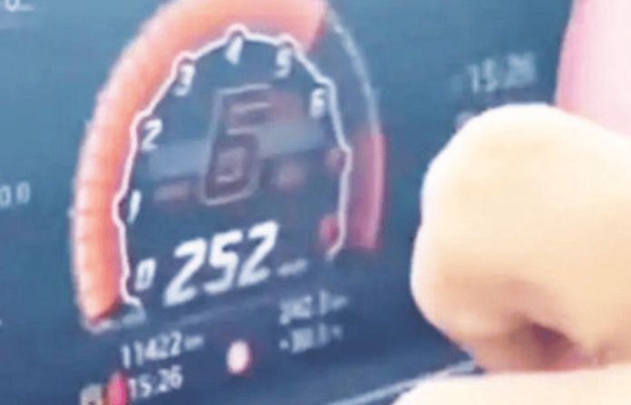 lamborghini speeding bandra worli sea link mumbai police seize car