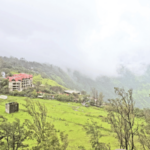 मिनी कश्मीर महाबळेश्वर, पाचगणी गारठले! तापमान 9 अंशांवर; स्ट्रॉबेरीला पोषक वातावरण