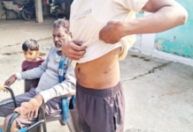 देवाभाऊ, कुठे नेऊन ठेवलाय महाराष्ट्र माझा… कर्जाच्या परताव्यासाठी सावकारांनी शेतकऱ्याला किडनी विकायला लावली