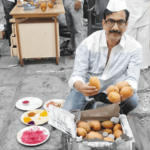 हापूसच्या माहेरातून केशर इलो, देवगडची पहिली पेटी एपीएमसीत; डझनाला मिळाला तीन हजार रुपयांचा दर