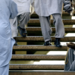 अखेर २४,००० पाकिस्तानी भिकाऱ्यांची हकालपट्टी! गुन्हेगारी कारवायांमध्येही वाढ झाल्याची होती माहिती saudi arabia deports 24,000 pakistani beggars uae tightens visa rules