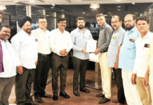 नवीकोरीच्या नावाखाली शोरूमवाल्यांनी दिली जुनी गाडी