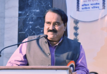 नोंद- निमित्त संमेलनाध्यक्षांच्या सत्काराचे…