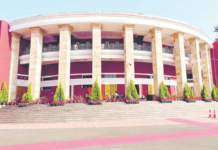 आचारसंहितेआधी लयलूट! 75 हजार कोटींच्या पुरवणी मागण्या; निवडणुकांवर डोळा… महापालिकांना 2 हजार 200 कोटी, लाडक्या बहिणींसाठी 6 हजार 103 कोटी