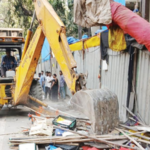 अंधेरीत बेकायदा बांधकामांवर पालिकेचा बुलडोझर
