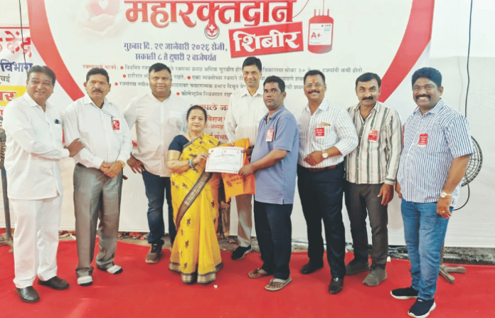 Dadar Blood Donation Camp 87 Units Collected for KEM Hospital 