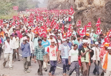 आदिवासी भिडले… सरकारची भंबेरी उडाली, नाशकातील आदिवासींचे महावादळ मुंबईच्या दिशेने