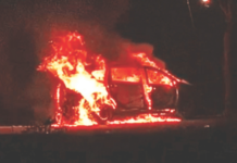 खांबा येथील यात्रेदरम्यान हाणामारी; इर्टिगा गाडी जाळली, म्हैसगाव येथील यात्रेकरूंवर हल्ला अनेकजण जखमी