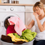 हे करून पहा – कपडे धुतल्यावरही कुबट वास येतोय…