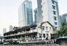 एल्फिन्स्टन पूलबाधितांना मिळणार नव्या घराच्या चाव्या, म्हाडाने 78 घरे एमएमआरडीएकडे केली सुपूर्द