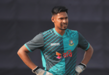 बांगलादेशी क्रिकेटर मुस्तफिजूरला आयपीएलमधून वगळले! बीसीसीआयच्या सूचनेनंतर शाहरुख खानच्या संघाचा निर्णय