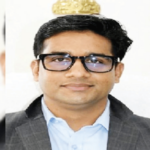 पर्यावरण मंत्री पंकजा मुंडेंच्या ब्रीफिंगला दांडी मारणे भोवले, सनदी अधिकारी देवेंद्र सिंग निलंबित