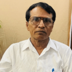 “मुख्य प्रवाहात येणं हाच योग्य मार्ग”, गडचिरोलीत माजी नक्षल कमांडरची कबुली