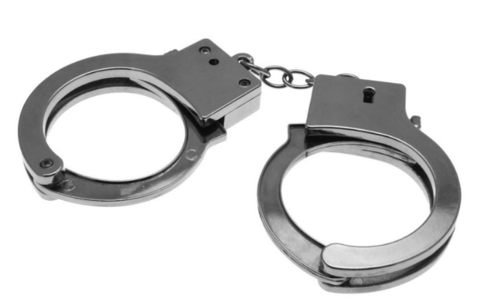 Mumbai Crime Delivery Boy Arrested for Theft