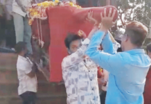 चाकरमान्यांच्या भेटीला पालखी निघाली मुंबईला… Ratnagiri's Jakadevi Palkhi Heads to Mumbai After 10 Years