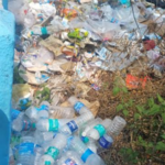 Ratnagiri News – संगमेश्वर रेल्वे स्थानक येथे घाणीचे साम्राज्य, प्रवाशांच्या जीवाशी रेल्वे प्रशासनाचा खेळ