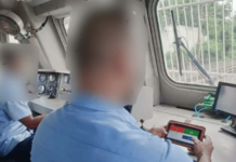 प्रशासकीय जाच नको, सेवेतून स्वेच्छानिवृत्ती द्या! मध्य रेल्वेतील 73 लोको पायलट्सना नोकरी नकोशी! Seventy-three loco pilots of Central Railway apply for voluntary retirement citing excessive work stress and poor administrative conditions