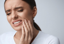 अचानक दाढ दुखू लागल्यावर काय उपाय करायला हवेत