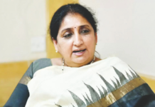 सुनेत्रा पवार पुणे आणि बीडच्या पालकमंत्री