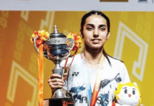 देविकाने जिंकला पहिला सुपर किताब