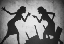 खोबऱ्यावरून वाद; कल्याणमध्ये महिलेला बेदम मारहाण