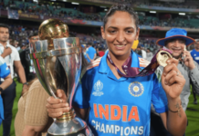 कर्णधार हरमणप्रीत कौरचा विश्वविक्रम; आंतरराष्ट्रीय क्रिकेटमध्ये अशी कामगिरी करणारी पहिली महिला खेळाडू