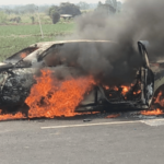 Jalana News- जालन्यात चालत्या कारला भीषण आग; सुदैवाने कोणतीही जीवितहानी नाही