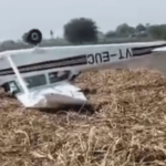 कर्नाटकमध्ये खासगी विमान कोसळले; सुदैवाने जिवीतहानी टळली