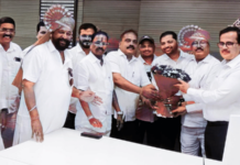 आम्ही पाच नाही तर सात नगरसेवक, पनवेल महापालिकेत शिवसेनेला स्वतंत्र दालन द्या!