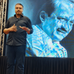 हिंमत असेल तर व्हीएसआर कंपनीला कुलूप लावा; रोहित पवार यांचे आव्हान