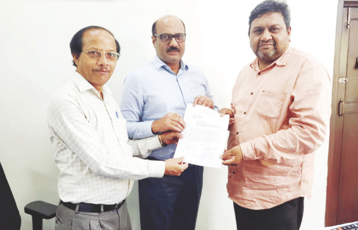 yuva sena demands postponement of mumbai university llm exams to save student year