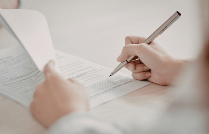 ₹122 Crore Fraud Exposed in Maharashtra Solar Power Tender Process signature