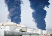 हिंदुस्थानी जहाज तेल भरत असतानाच यूएईच्या बंदरावर हल्ला; ‘जग लाडकी’ थोडक्यात बचावले! 80 हजार टन क्रूड ऑईल घेऊन टँकर निघाला