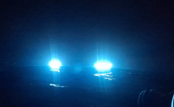 मध्यरात्री समुद्रात थरारक पाठलाग, एलईडी दिवे लावून मासेमारी करणाऱ्या तीन नौका जयगड समुद्रात पकडल्या