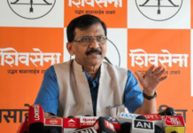 राज्यात इंधन- गॅस पुरवठ्याचं संकट असताना, राज्य सरकारने आधी विरोधी पक्षनेत्याची निवड करायला हवी संजय राऊत यांची मागणी