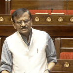 कोल्हापूर–रत्नागिरी महामार्गाचे काम कधीपर्यंत पूर्ण होणार? संजय राऊत यांचा प्रश्न, नितीन गडकरी यांनी दिली माहिती