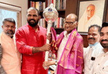 हर्षवर्धन सदगीरला शरद पवारांकडून 12 लाखांची शिष्यवृत्ती