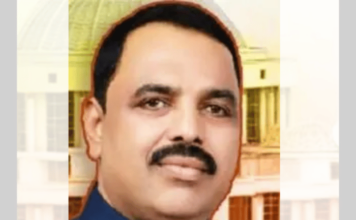 तिसरे अपत्य; अपक्ष नगरसेवकाचे पद धोक्यात