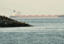 US Retracts Tanker Escort Claim After Iran's Sharp Response Saamana