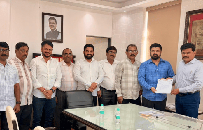 cancel licenses of illegal rented ration shops demands shivsena grakhak sanrakshan kaksha cancel licenses of illegal rented ration shops demands shivsena grakhak sanrakshan kaksha