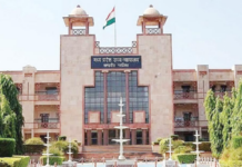 मोदींची मिमिक्री करणाऱ्या शिक्षकाच्या निलंबनाला स्थगिती; अधिकाऱ्यांनी राजकीय दबावाखाली कारवाई करू नये; हायकोर्टाने कान टोचले