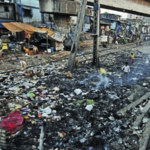 रेल्वे रुळांलगत कचऱ्याचा डोंगर, 11 महिन्यांत मध्य रेल्वेने हटवला 6.99 कोटी किलो कचरा