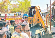 श्रीक्षेत्र मढी येथील अतिक्रमणांवर हातोडा, यात्रेसाठी प्रशासन इन ऍक्शन