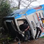 ओडिशात पर्यटकांच्या बसला अपघात; 5 ठार, 40 जखमी