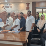 रत्नागिरीत रस्त्यांचा प्रश्न गंभीर; 8 दिवसांत दुरुस्ती न झाल्यास रास्ता रोकोचा शिवसेनेचा इशारा