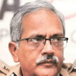 माजी डीजीपींविरोधात समन्स